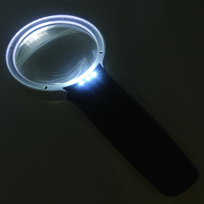 Handheld round magnifier with 3 Ultra bright LED lights Handheld round magnifier with 3 Ultra bright LED lights